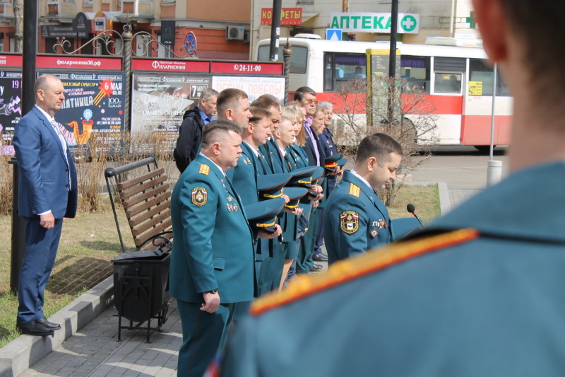 Сотрудники МЧС России почтили память своих товарищей, погибших при исполнении служебных обязанностей