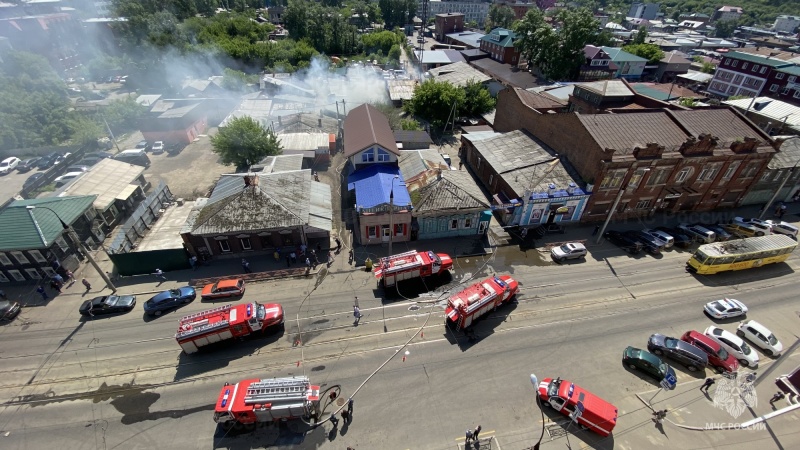 Пожар в гостевом доме ликвидирован в центре Иркутска