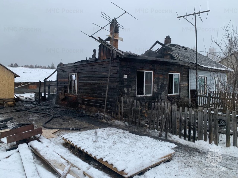 Мужчина травмирован на пожаре в Ангарском округе